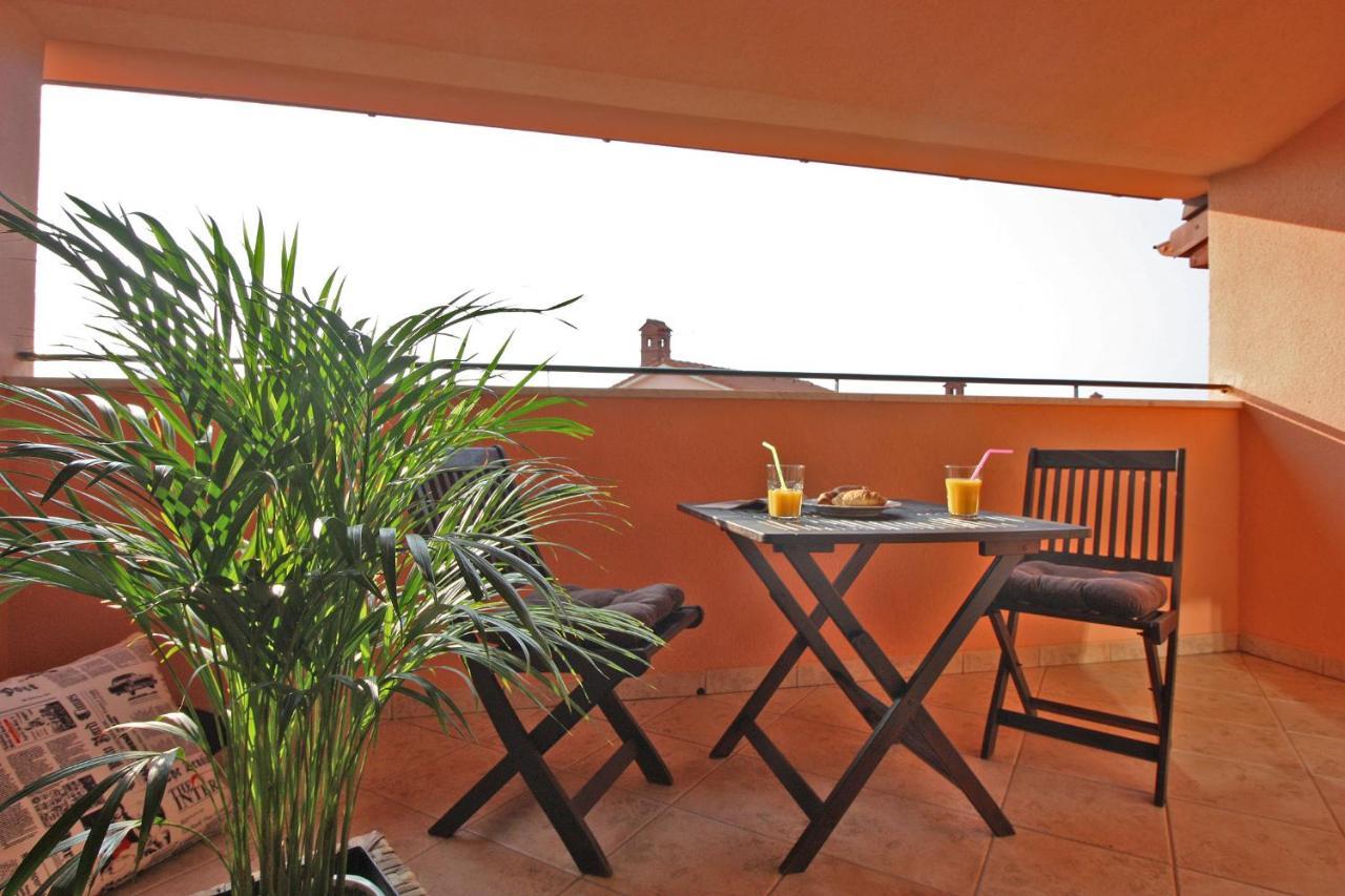 Brijunisol - 3 Apartments Top Position Near The Beautiful Beach Fažana エクステリア 写真