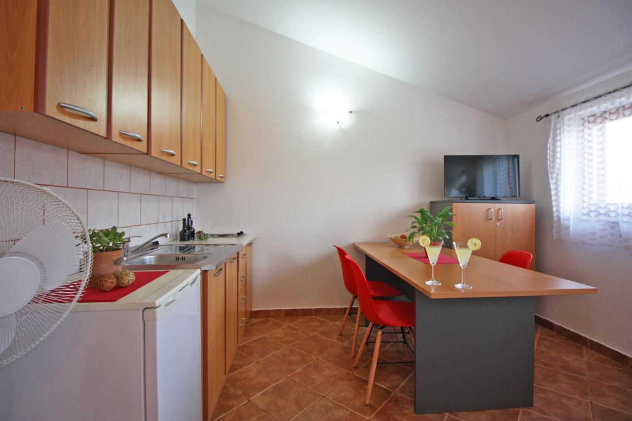 Brijunisol - 3 Apartments Top Position Near The Beautiful Beach Fažana エクステリア 写真