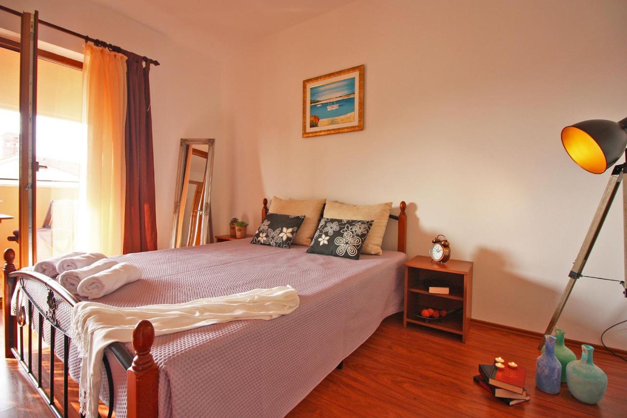 Brijunisol - 3 Apartments Top Position Near The Beautiful Beach Fažana エクステリア 写真