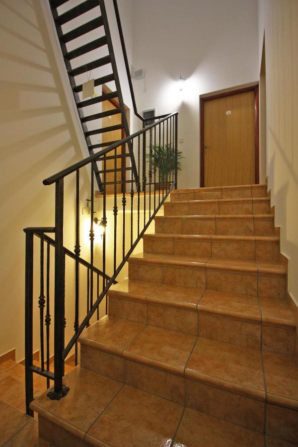 Brijunisol - 3 Apartments Top Position Near The Beautiful Beach Fažana エクステリア 写真